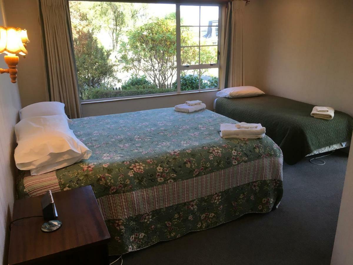 Tui House Villa Taupo Exterior photo